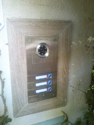 wideodomofon competition na 3 lokatorw